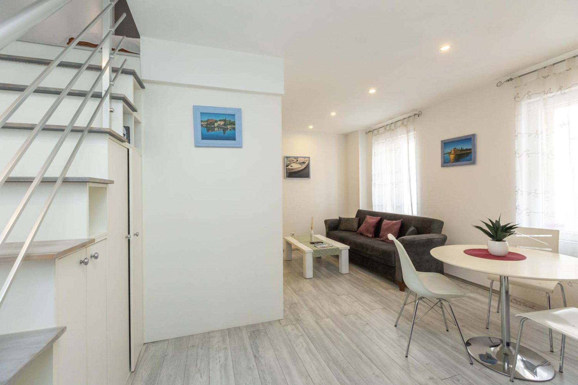 Alpha Loft 1br In Center * Zadar